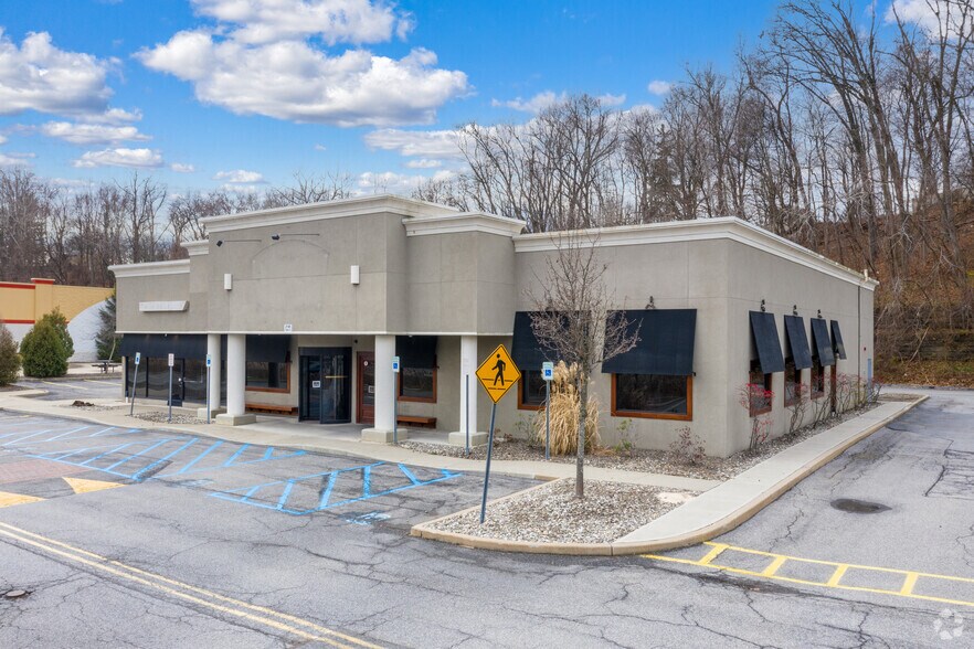 More Photos Of 2185 South Rd, Poughkeepsie General Retail For Lease