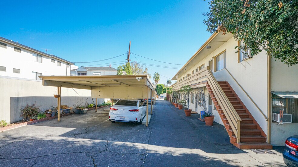 More Photos Of , Glendale Multifamily For Sale