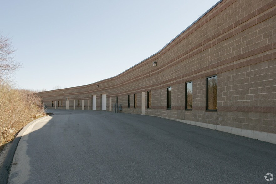 More Photos Of 20 Research Pky, Old Saybrook Light Manufacturing For Lease