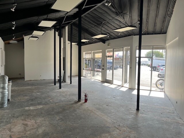 More Photos Of 2708-2716 Via Cascadita, San Clemente Storefront Retail Office For Lease