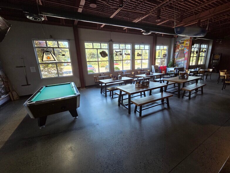 More Photos Of 1777 Burrstone Rd, New Hartford Hospitality For Sale