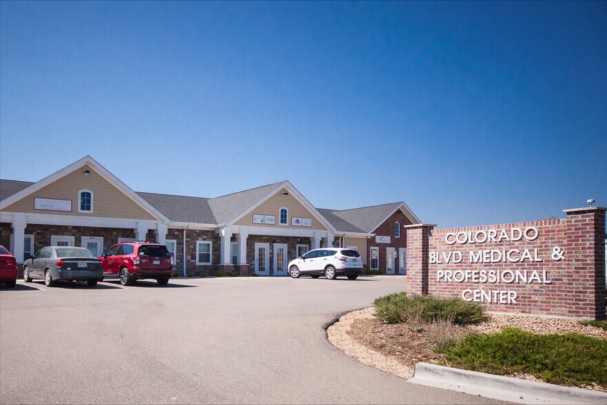 More Photos Of 8310 Colorado Blvd, Firestone Office For Lease