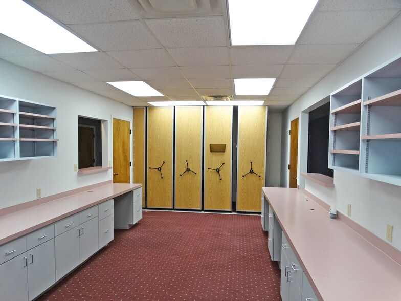 More Photos Of 418 SW 47th Ter, Cape Coral Medical For Sale