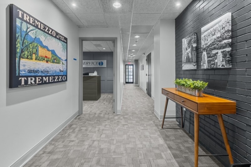 More Photos Of 555 S Perryville Rd, Rockford Office For Lease