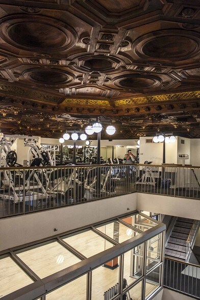 More Photos Of 1435-1441 Walnut St, Philadelphia Office For Lease