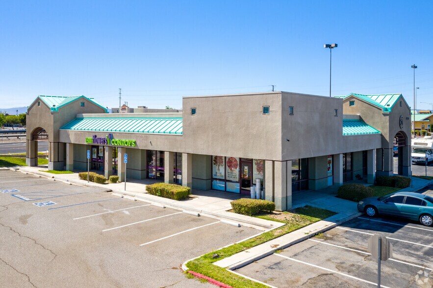 More Photos Of 12480 Amargosa Rd, Victorville Freestanding For Lease