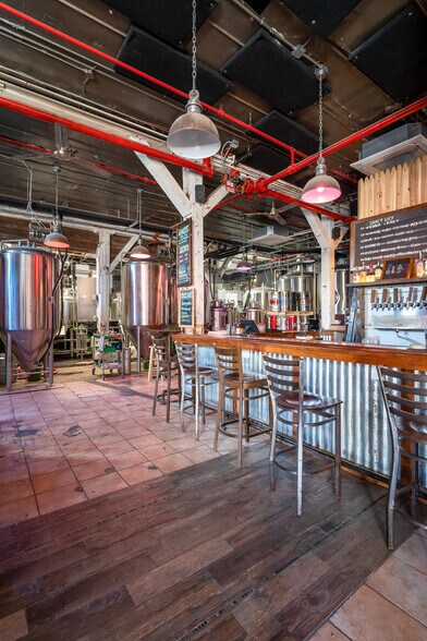 More Photos Of 300 Richardson St, Brooklyn Apartments For Lease