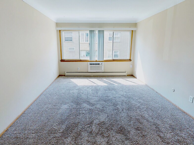 More Photos Of 458 English St, Saint Paul Apartments For Sale