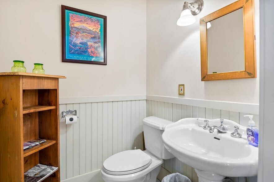 More Photos Of 39 Interlaken Ave, Lake Placid Hotel For Sale