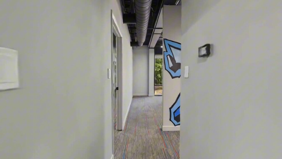 Primary Photo Of 5021 W Laurel St, Tampa Loft Creative Space For Sale