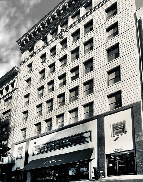 More Photos Of 235 W 23rd St, New York Loft Creative Space For Lease