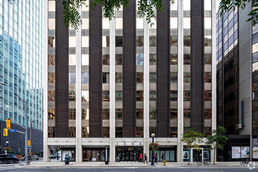 More Photos Of 1255 Bay St, Toronto Office For Sale