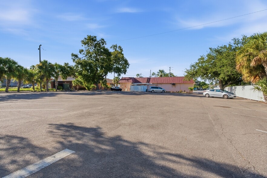 More Photos Of 2284 Gulf To Bay Blvd, Clearwater Restaurant For Sale