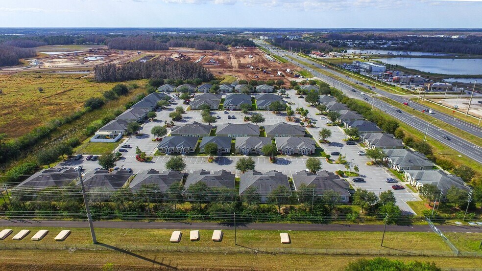 More Photos Of 17900 Hunting Bow Cir, Lutz Office For Lease