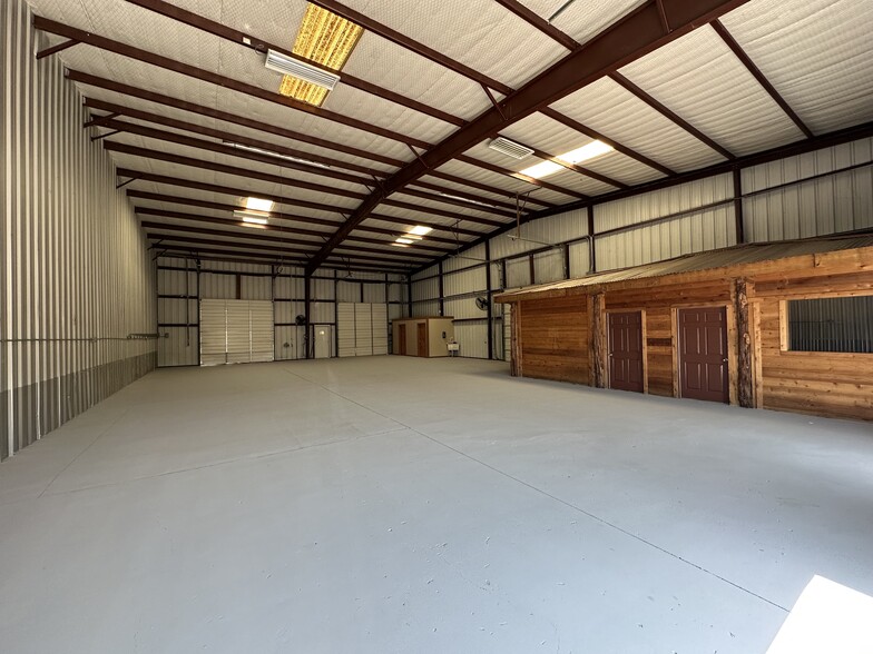 More Photos Of 530 S US Highway 83, Laredo Industrial For Lease