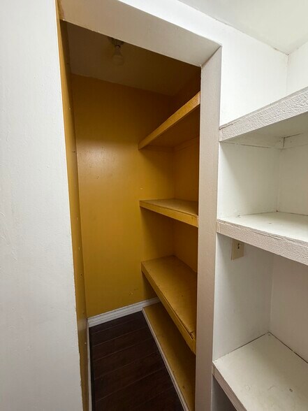 More Photos Of 7815-7817 Melrose Ave, Los Angeles Storefront Retail Office For Lease