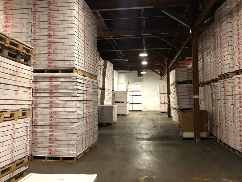 More Photos Of 263-275 Park Ave, East Hartford Warehouse For Lease