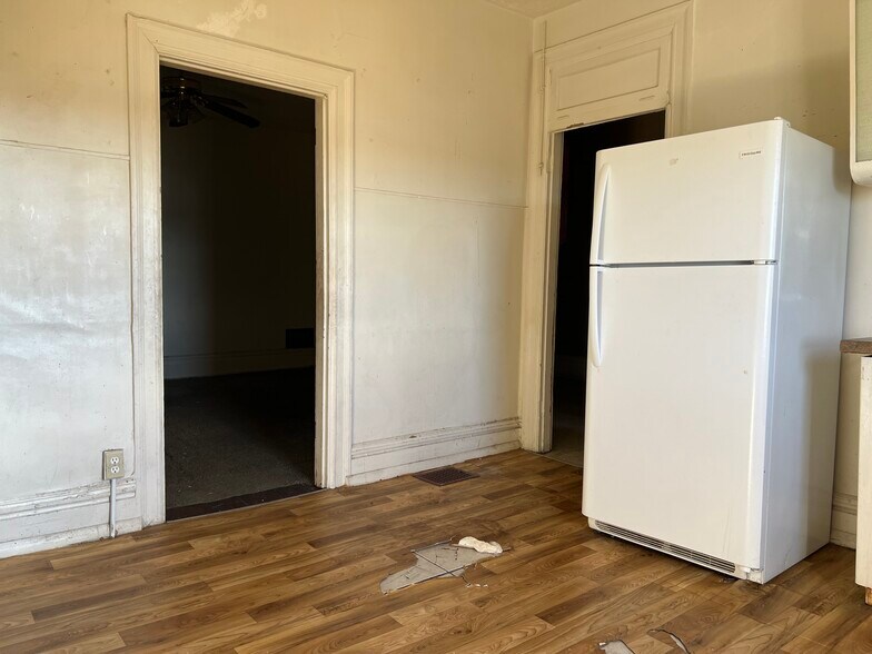 More Photos Of 2208 Woodstock Ave, Pittsburgh Specialty For Sale