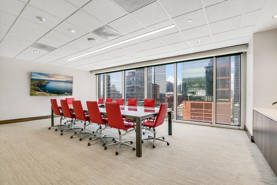 More Photos Of 401 Congress Ave, Austin Office For Lease