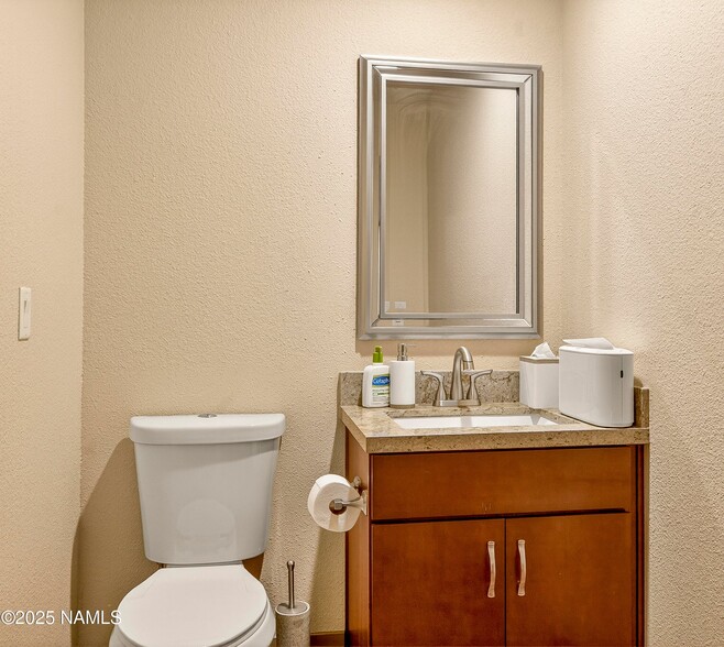 More Photos Of 1300 N Rim Dr, Flagstaff Medical For Sale