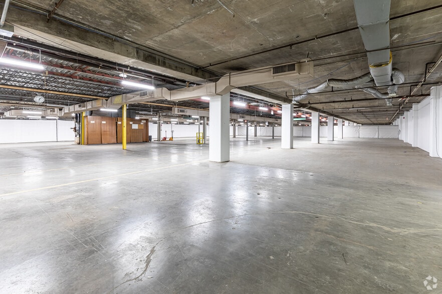 More Photos Of 53 Manning Rd, Enfield Warehouse For Lease