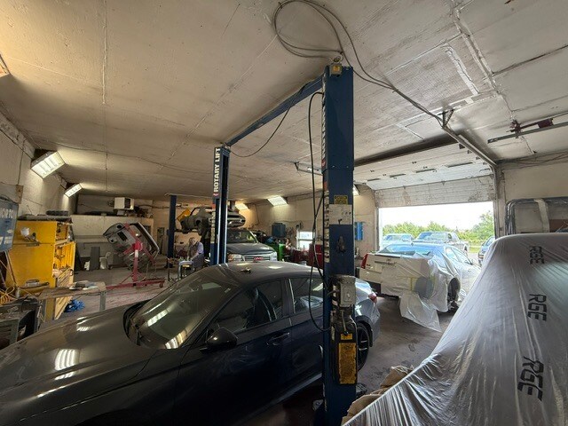More Photos Of 3921 Donnelly Dr, Kemptville Auto Repair For Sale