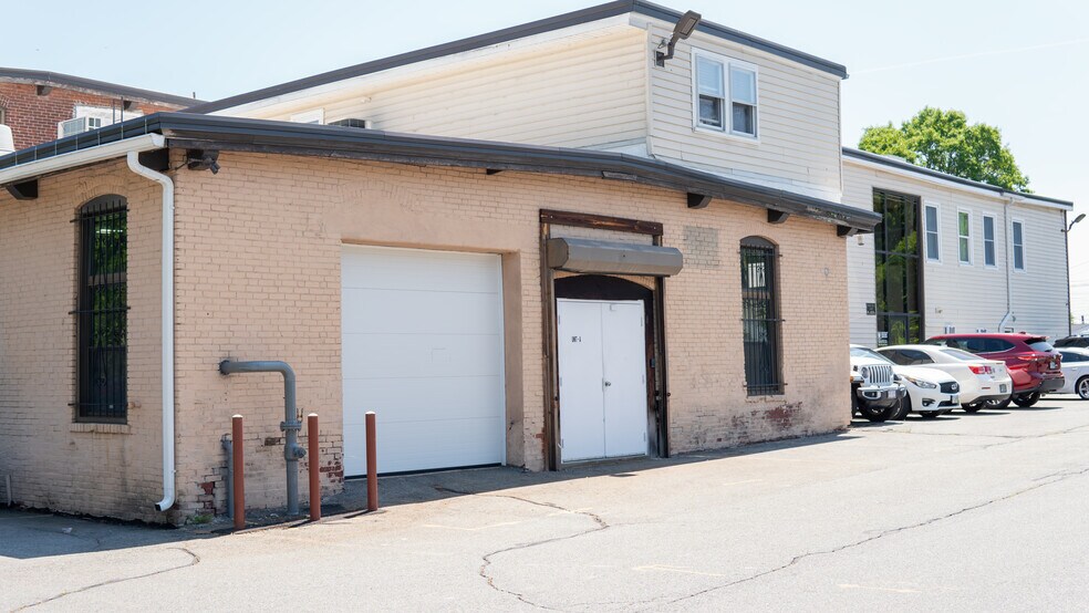 More Photos Of 60 Pine St, Methuen Light Manufacturing For Sale