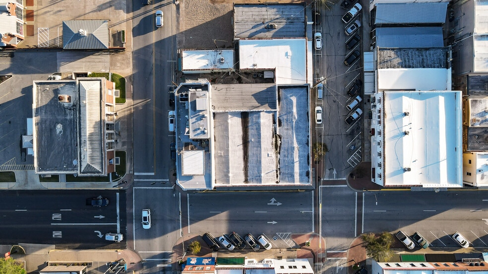 More Photos Of 214 E Main St, Brenham Office Residential For Sale