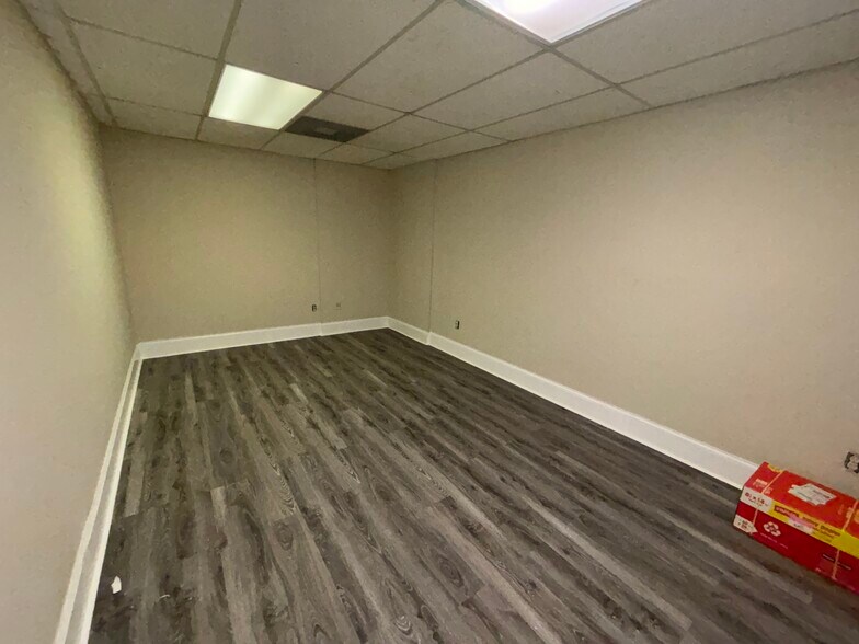 More Photos Of 1798 Montreal Cir, Tucker Office For Sale