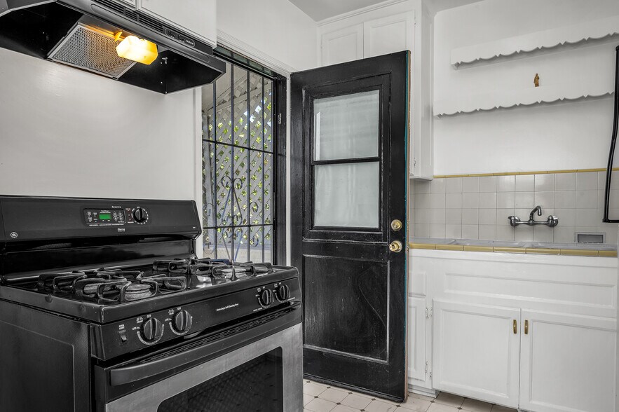 More Photos Of 2363 Torrance Blvd, Torrance Apartments For Sale