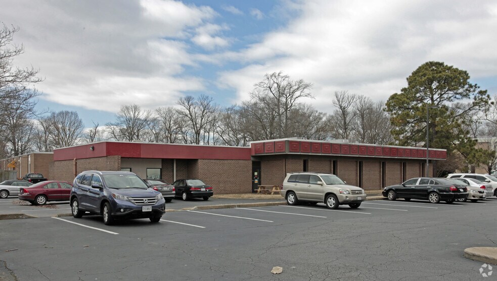 More Photos Of 6387 Center Dr, Norfolk Unknown For Lease