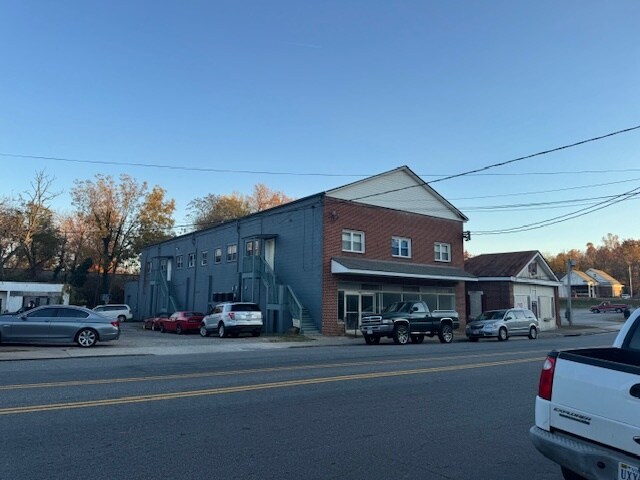 More Photos Of 201 S Main St, Gretna Apartments For Sale