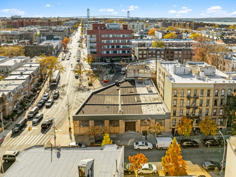 More Photos Of 6700 Third Ave, Brooklyn Flex For Sale