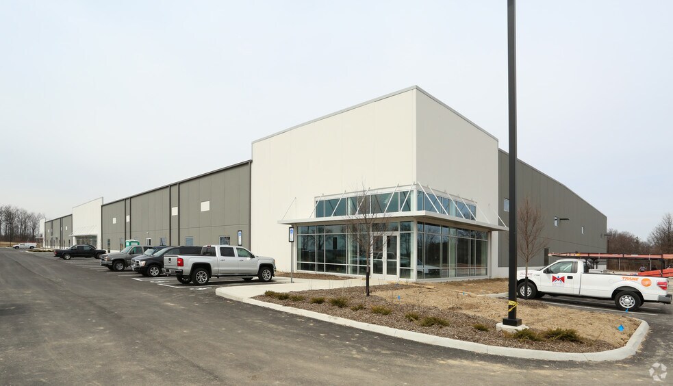 More Photos Of 4480 Bridgeway Ave, Columbus Warehouse For Lease