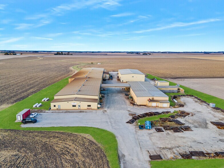 Primary Photo Of 5704 E 1700 North Rd, Danvers Industrial For Lease