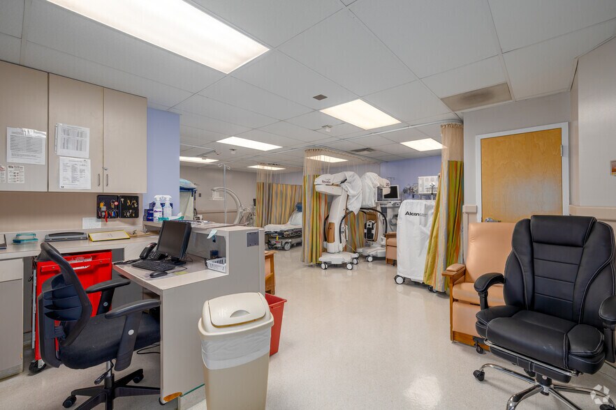 More Photos Of 1133 E Chestnut Ave, Vineland Office For Sale