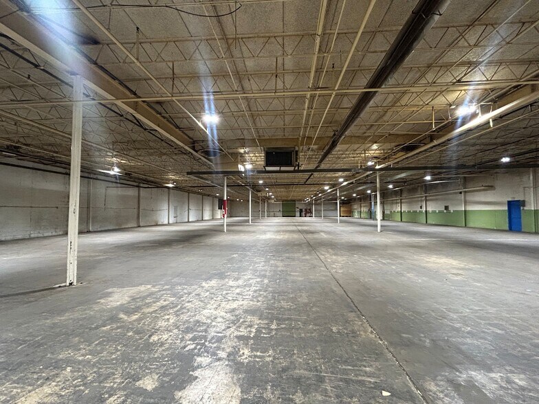 More Photos Of 198 Trojan St, Mount Sterling Industrial For Lease