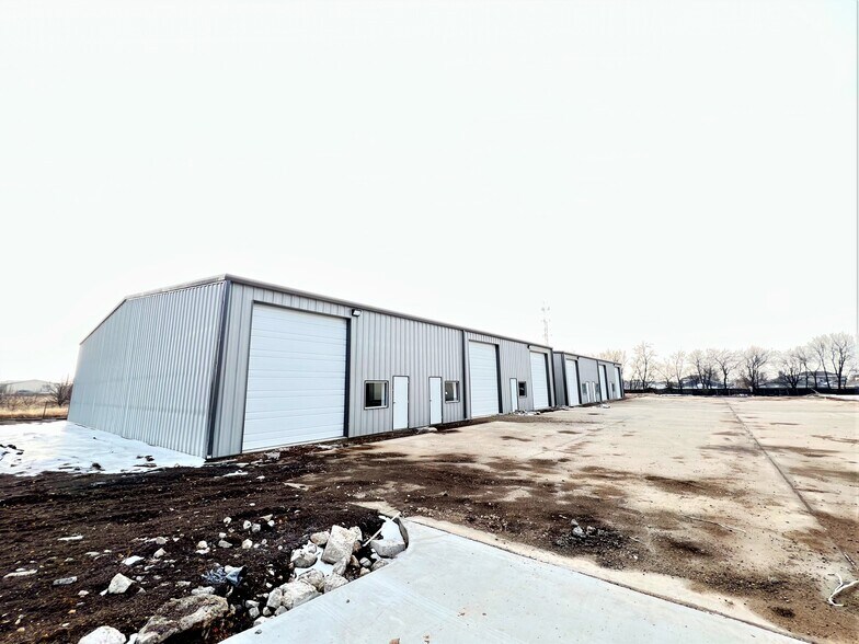 More Photos Of 17540 Matany Rd, Justin Distribution For Sale