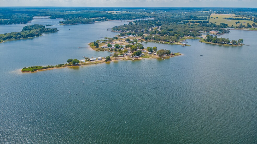 More Photos Of 507 County Road 1550, Alba Multifamily For Sale
