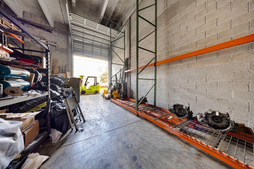 More Photos Of 13405 SW 128th St, Miami Light Manufacturing For Sale