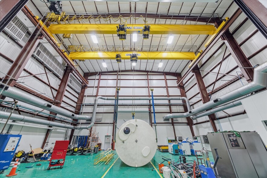 More Photos Of 1701-1707 Tidwell Rd, Houston Warehouse For Sale