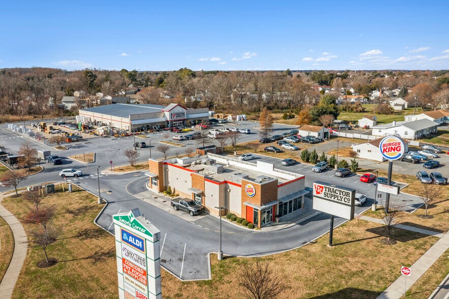 Primary Photo Of 1282 S DuPont Blvd, Smyrna Fast Food For Sale