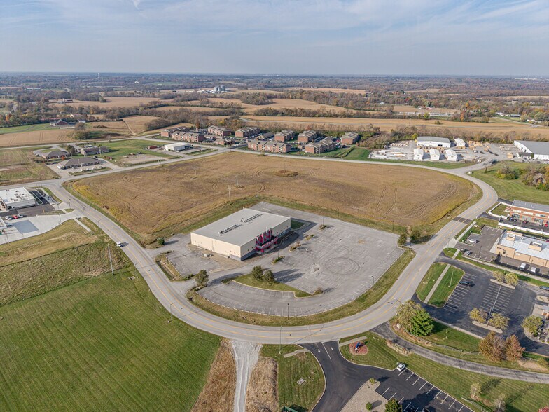 More Photos Of 250 Breighton Cir, Shelbyville Movie Theatre For Sale