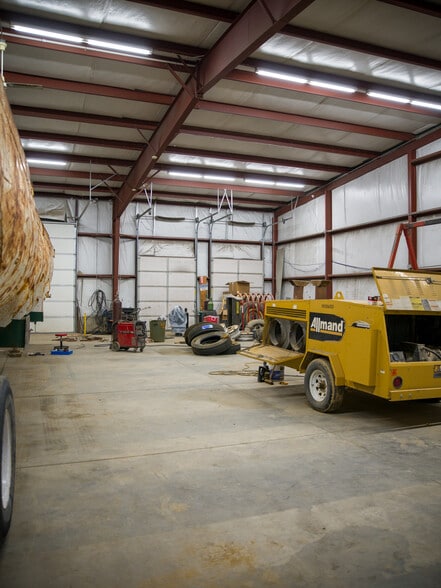 More Photos Of 3773 HWY 374, Green River Warehouse For Sale