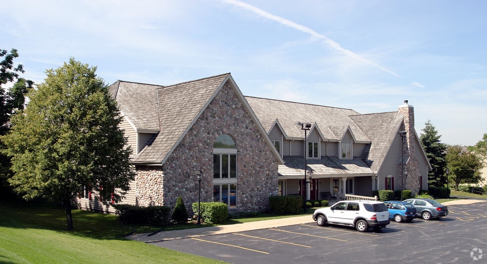Primary Photo Of 18525 W Capitol Dr, Brookfield Freestanding For Sale