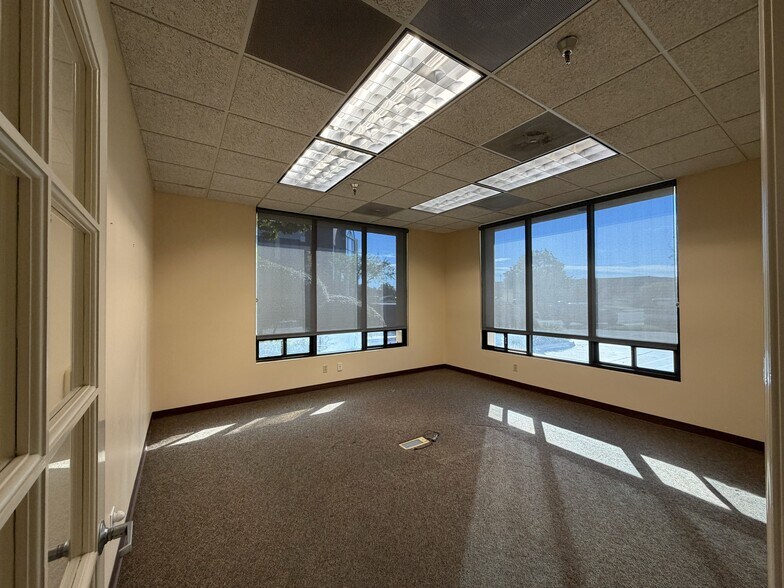 More Photos Of 2401 Professional Pky, Santa Maria Office Residential For Lease