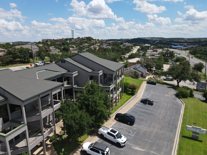 More Photos Of 907 Ranch Road 620 S, Austin Office Residential For Lease
