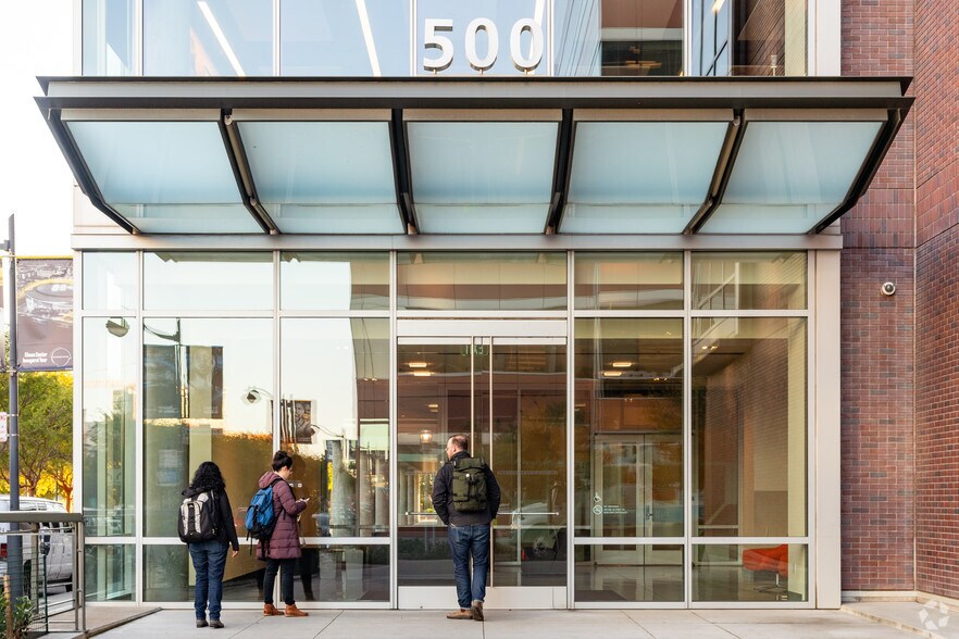 More Photos Of 500 Terry A Francois Blvd, San Francisco Office For Lease