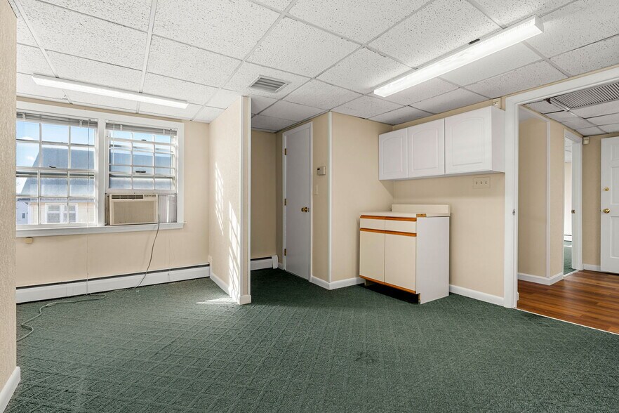 More Photos Of 136 Main St, Acton Unknown For Lease