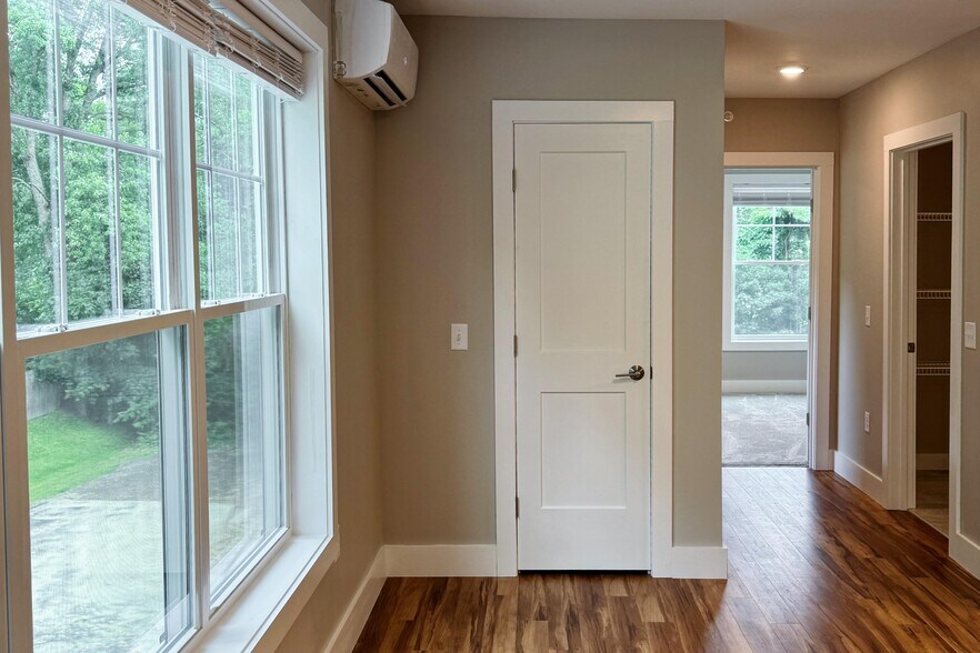 More Photos Of 45 High St, Waterbury Multifamily For Sale